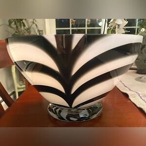 Black & White “Zebra” Art Glass Serving Bowl Attributed to Kosta Boda